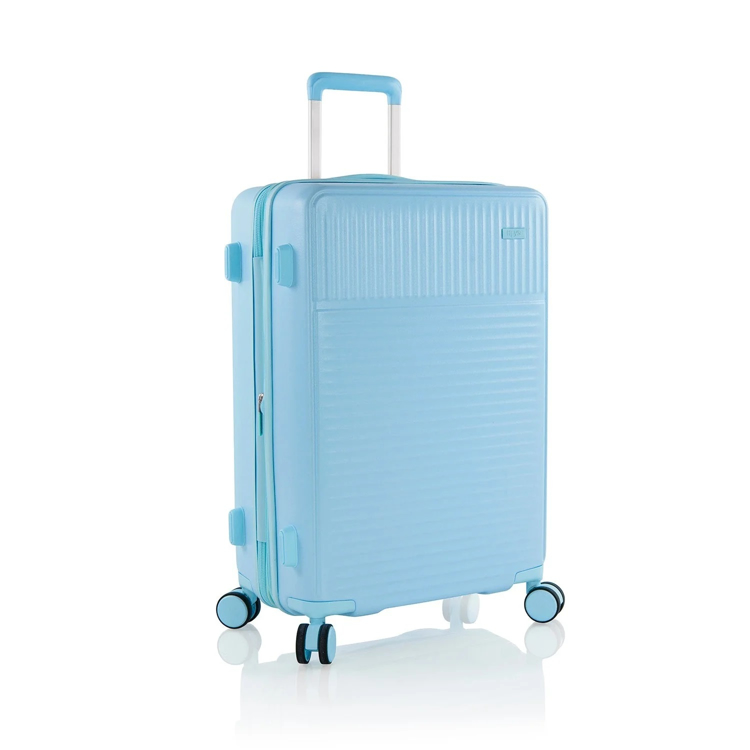 Obrázek z Heys Pastel M Light Blue 74 L 